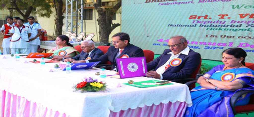 Bhavan s Sri Ramakrishna Vidyalaya Celebrates 44th Annual Day